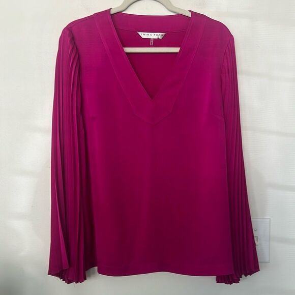 Trina Turk V-neck Almande Pleated Sleeve Pullover Blouse L - Picture 2 of 6